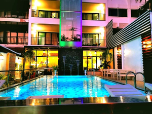 Beach Gallery House - Boutique Hotel