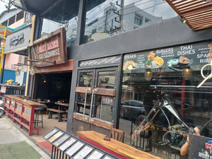 Dirty Ranch Steakhouse Pattaya