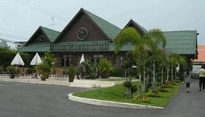 Moon River Pub
