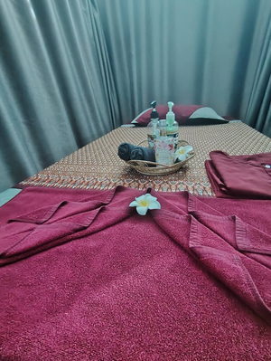 Relaxing Touch massage & Spa