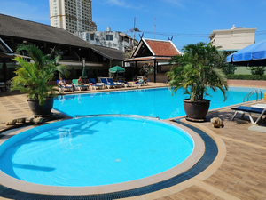 Suppamitr Villa Hotel
