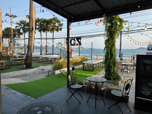 Surf House Trattoria La Cote