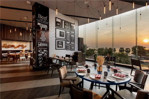 T55 New York Grill Room (Steakhouse Pattaya)