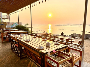 Talaychon Siracha Seafood Restaurant