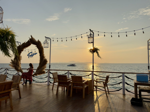 Tappia Floating Cafe Pattaya