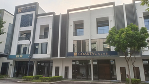 Coastal Club