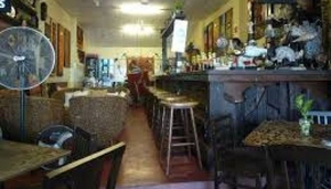 Living Room Cafe Bar & Gallery