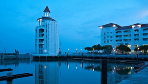 Straits Quay