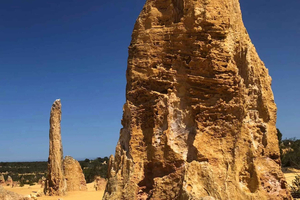 From Perth: Pinnacles Tour, Early Start, Avoid Crowds & Heat