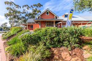 Perth Hills Armadale Visitor Centre
