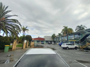 Platinum Motel