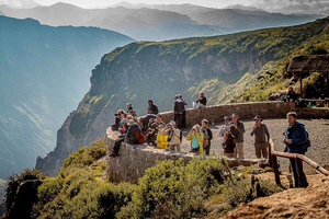 Arequipa: 3-day hike in the Colca Canyon.