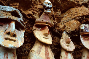 Chachapoyas: Karajía Sarcophagi & Quiocta Caves