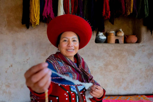 Cusco: 3-Day Chinchero Weaving Experience with Meals