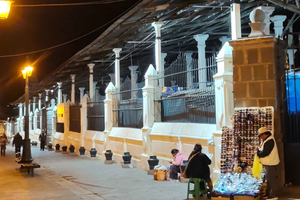 Cusco: Gastronomic and Cultural Tour of Local Markets with Food Tasting