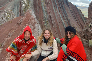 Cusco: Montagna Pallay Punchu e Laguna Langui-Layo con colazione e pranzo