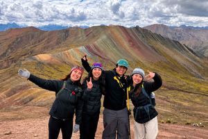 Depuis Cuzco : randonnée d'une journée à Vinicunca, tout compris