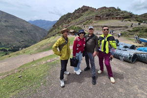 From Cusco: Sacred Valley Tour with Ollantaytambo Drop Off