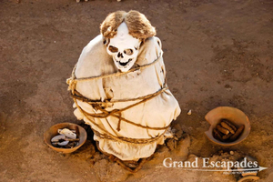 Nazca: Chauchilla Cemetery Tour with Workshops & Pickup