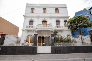 Econunay Hostels