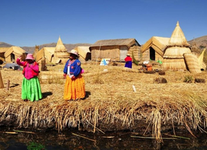 Puno: Titicaca islands 