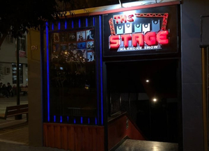 Stage karaoke