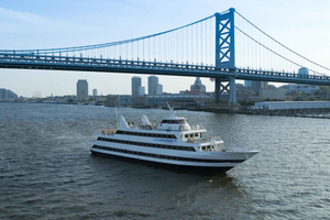 City Cruises Philadelphia: Buffet Brunch/Lunch/Dinner Cruise
