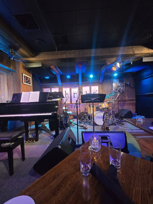 Chris' Jazz Cafe
