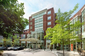 The Inn at Penn, Un Hotel Hilton