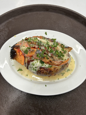 Two Street Crab House