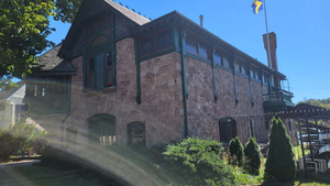Undine Barge Club