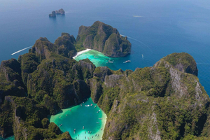 Phi Phi Bamboo Islands Full Day Premium