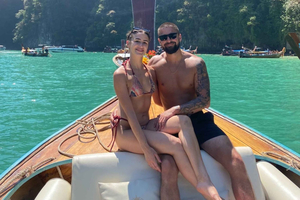 Phi Phi in longtail boat privata con trasferimento dall’hotel