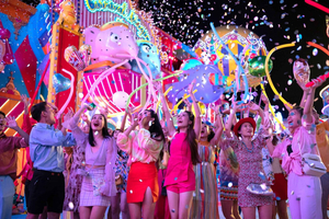 Phuket: Ingresso para o Carnival Magic com transfer opcional