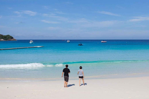 Phuket: Coral and racha Islands Snorkeling Trip with Lunch