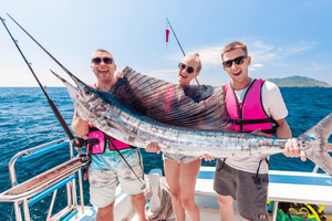 Phuket: Dybhavsfiskeri ved Racha Island Boat Cruise