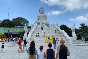 Phuket: Guided Tour of Phuket City with Hotel Transfers