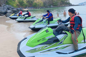 Phuket: Jet Ski Tour Patong Beach with 9 Check-in Points
