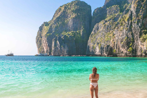 Phuket: Phi Phi, Maya & Bamboo By Premium Speed Catamaran