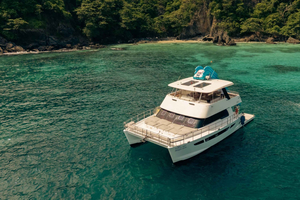 Tur på 17 m privat luksusyacht til Koh Racha Yai og Coral Island