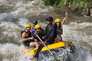 Rafting 5 km + zipline e All-terrain vehicle (vicino a Krabi/Phang Nga)