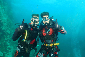 SCUBA Diving Day Trip King Cruiser, Shark Point, KDM