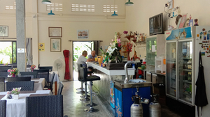 Baan Noy Restaurant