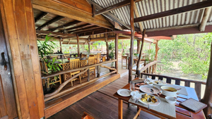 Baan Rim Nam Restaurant