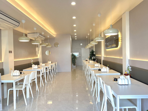 Burma Fusion Cafe & Restaurant