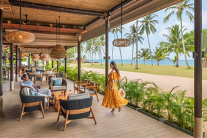 Drift Beach Bar & Grill