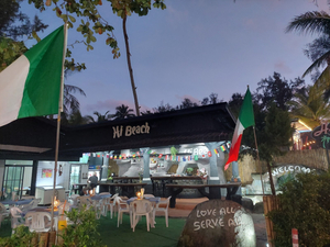 Hi Beach Bar & Restaurant