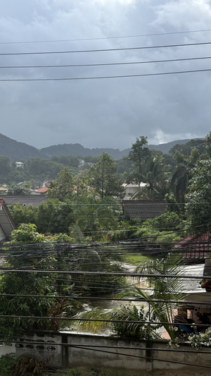 Nern Khao Guest House & Motorbike for rent