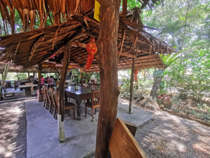 Rim Khlong Restaurant