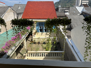 Woo Gallery and Boutique Hotel
